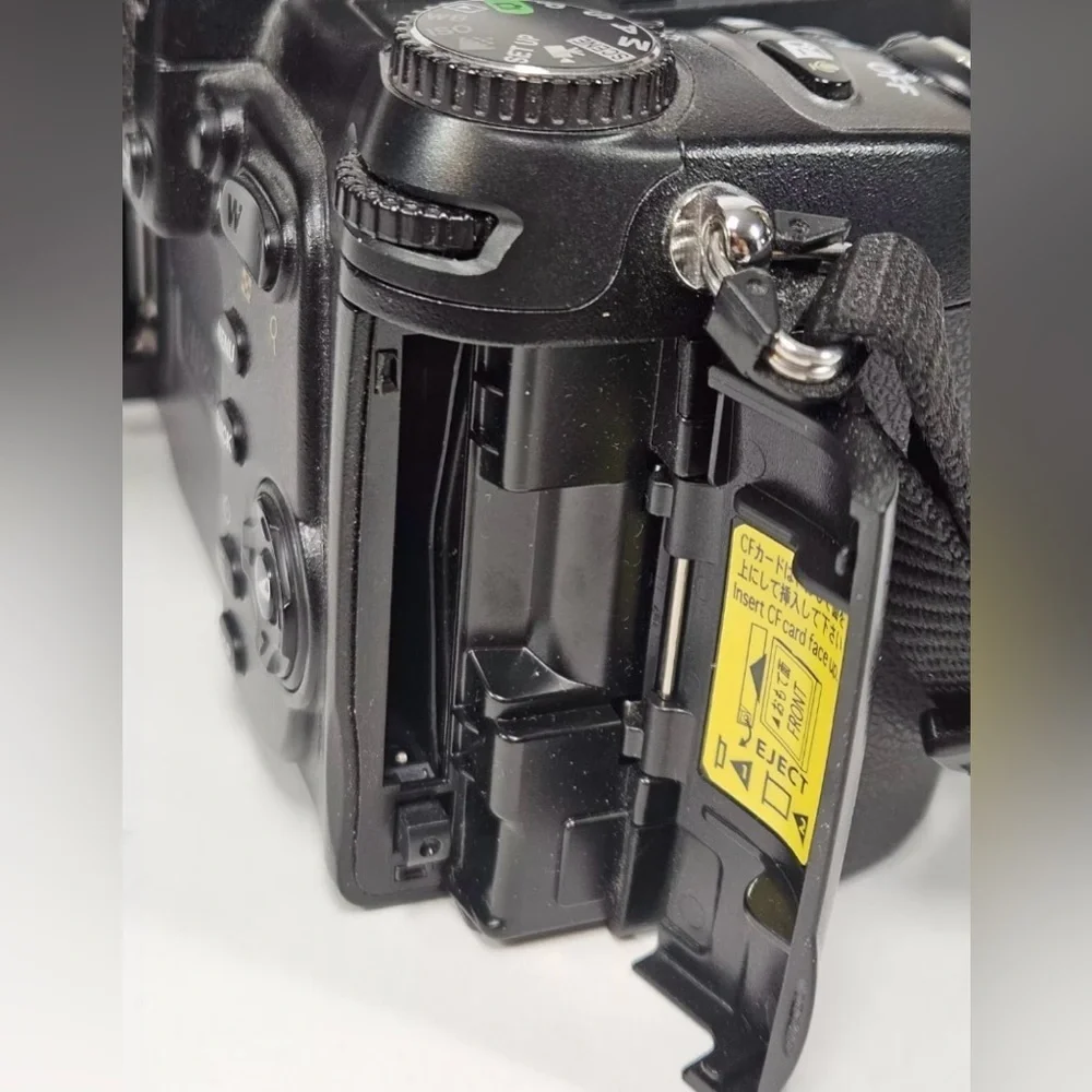 Rare Nikon Coolpix 8800 Digital Camera